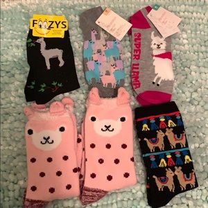 6 pairs of llama socks